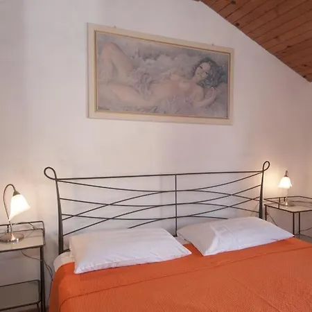 Apartment Dd *
